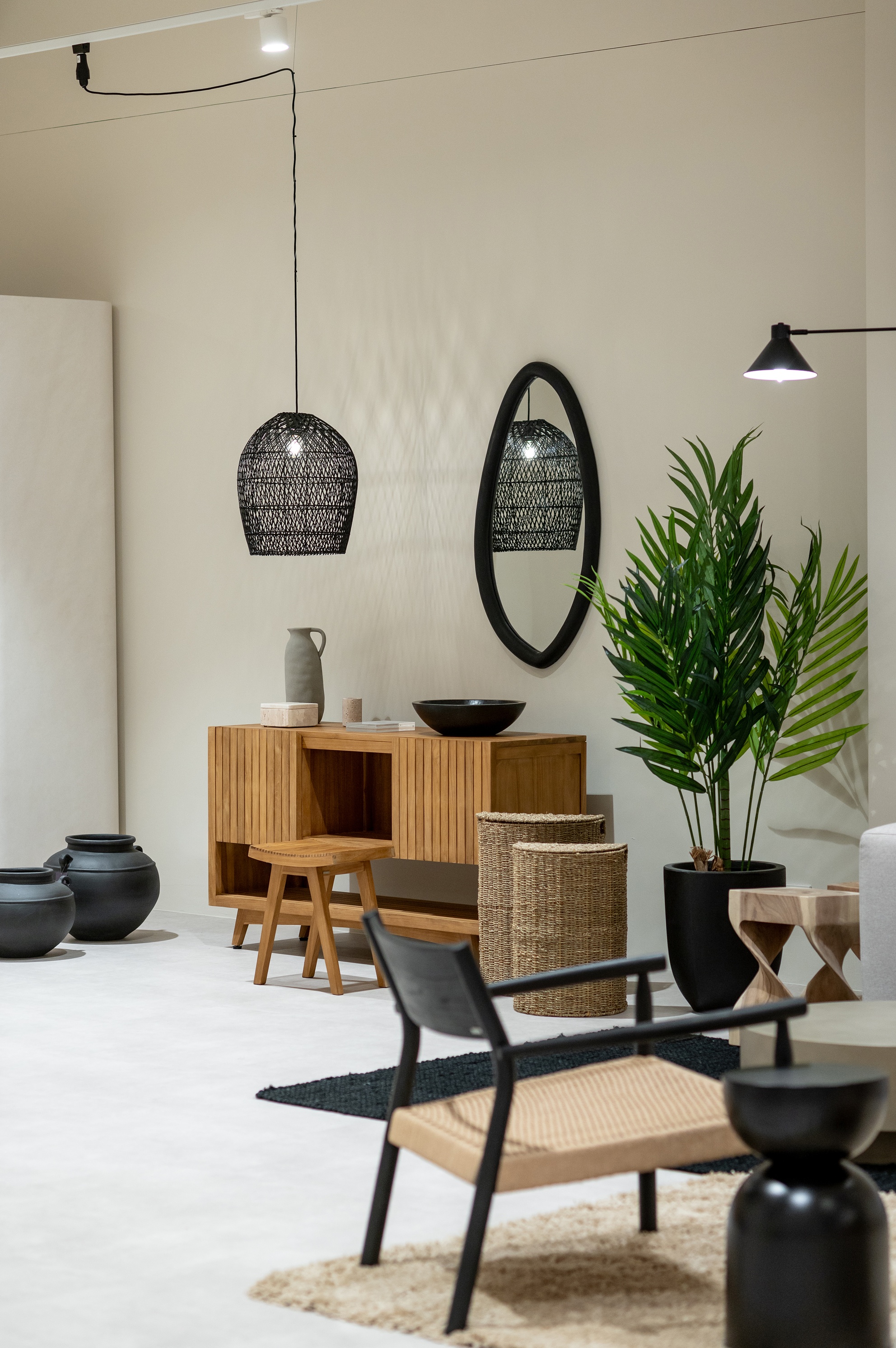 9. Kave Home salonas Vilniuje.jpg