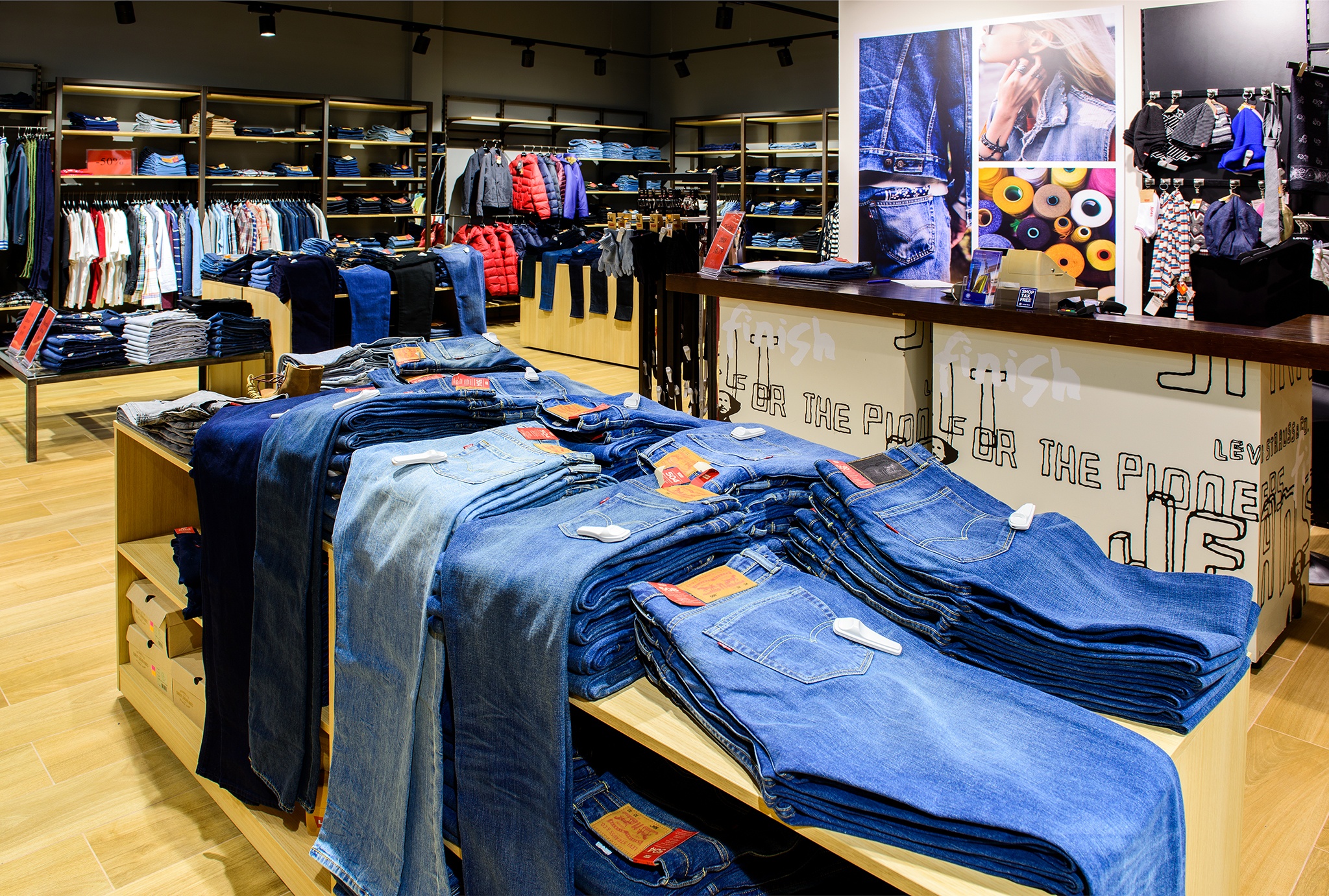 179_LEVIS-2.jpg
