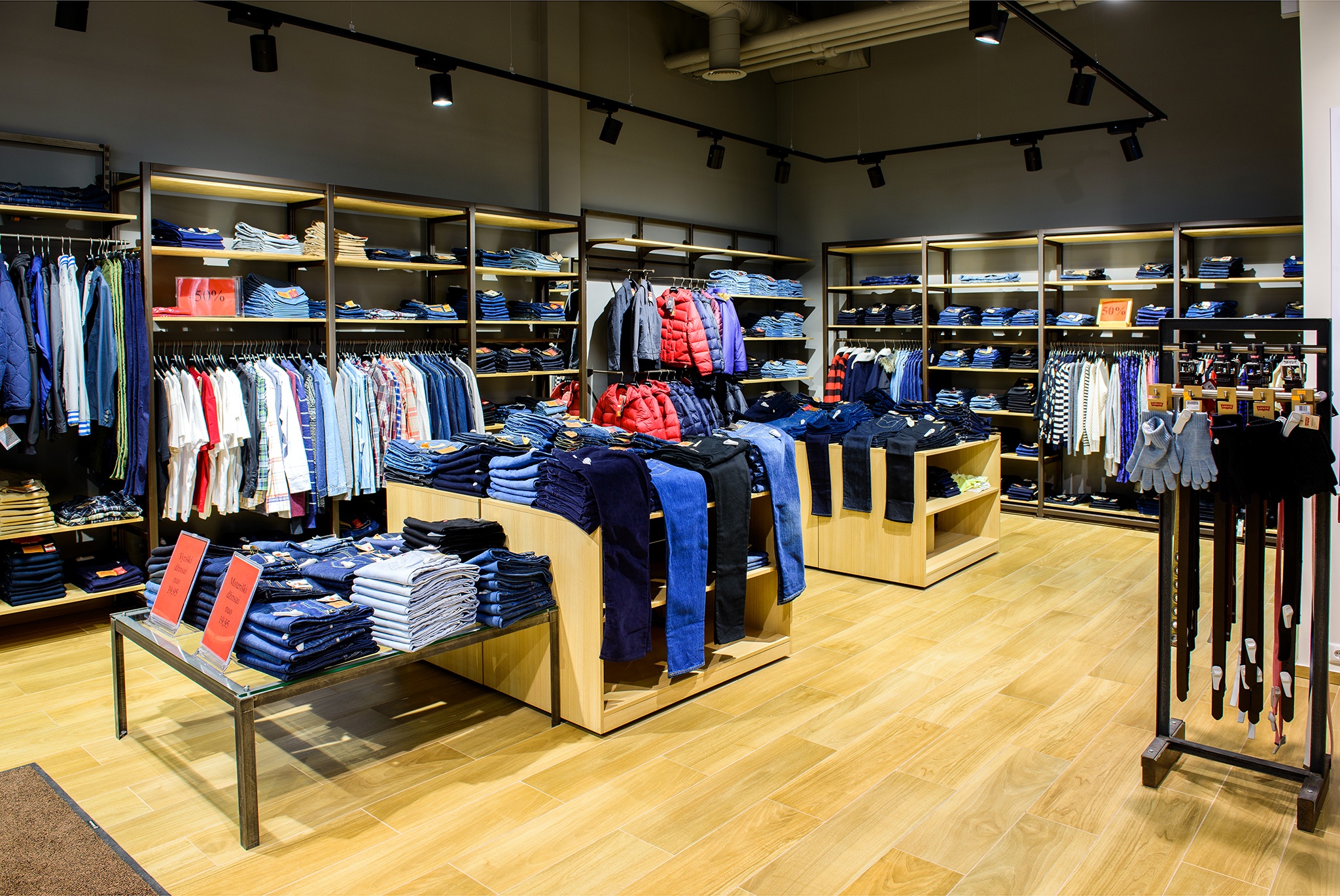 179_LEVIS-1.jpg